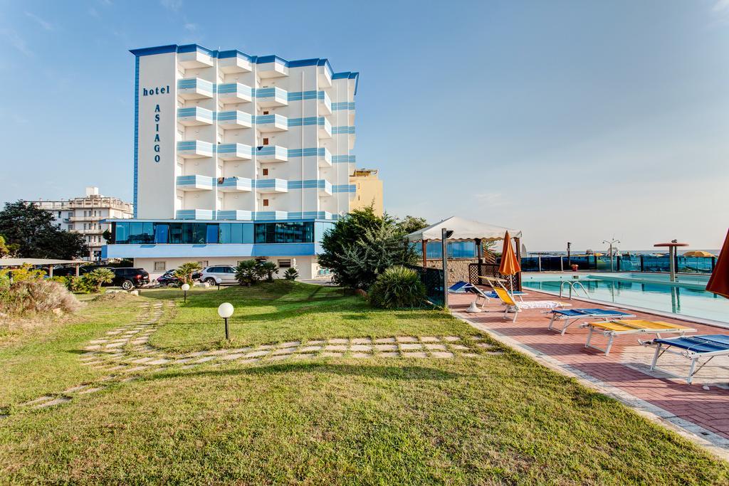 Hotel Asiago Beach Lido Di Savio Exterior photo