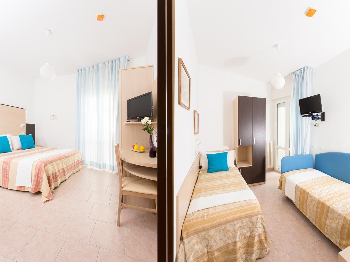 Hotel Asiago Beach Lido Di Savio Room photo