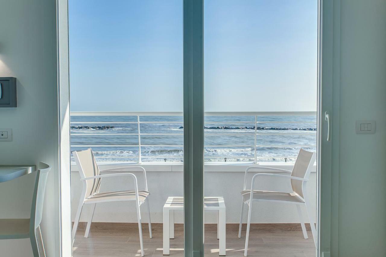 Hotel Asiago Beach Lido Di Savio Exterior photo